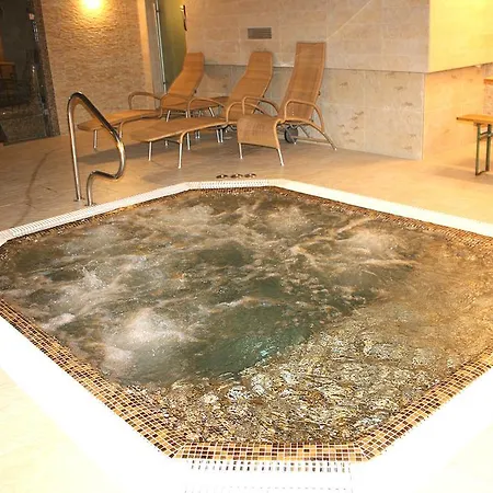 Embassy Balatonas Hotel