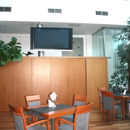 Embassy Balatonas 4*