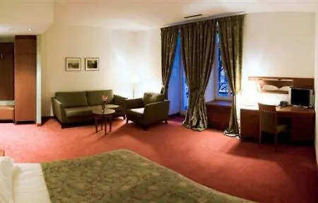 Отель Embassy Balatonas 4*