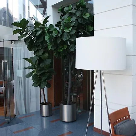 Hotel Embassy Balatonas